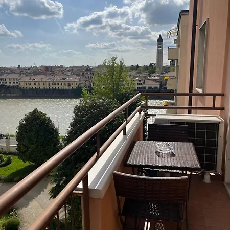 شقة Casa Ludovica فيرونا